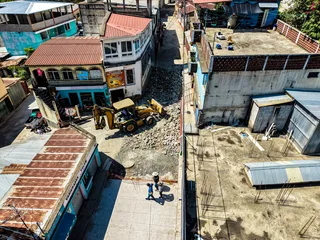 Avance de obra — Farmacias del Pueblo hacia el Coliseo Municipal — foto 2