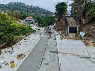 Avance de obra — Pavimentación en la parte baja del Instituto Tecnológico hacia el puente — foto 3